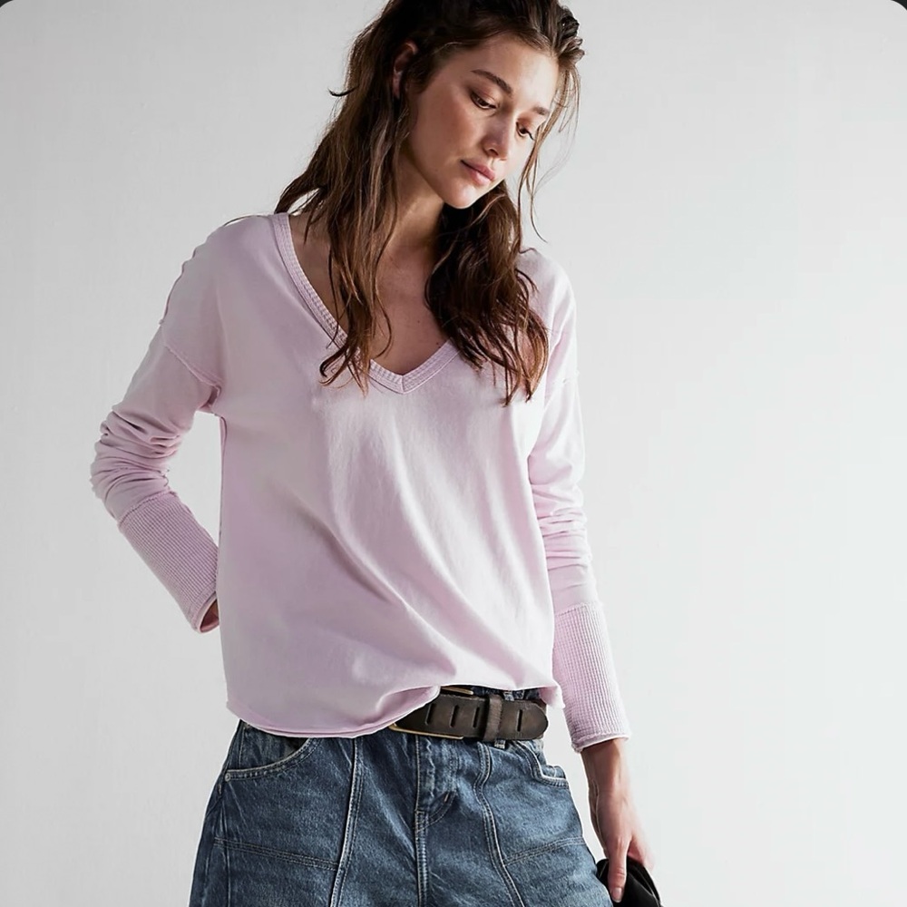 Free People V-Neck Long Sleeve Tee | V-Neck T-Shirt | Long Sleeve Top